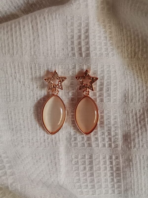 Nehyr Star Charm Rose Gold Earrings – Elegant Drop Design - Image 3