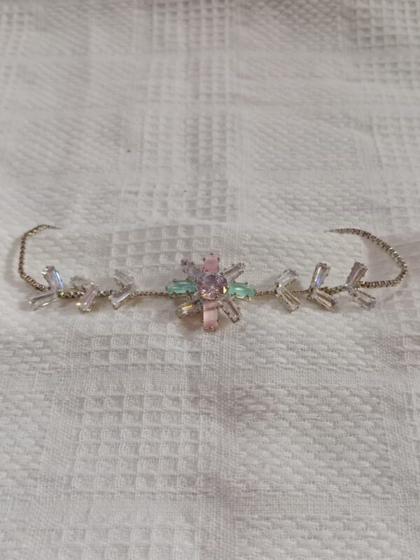 Nehyr Elegant Crystal Charm Bracelet – Stylish Women’s Jewelry