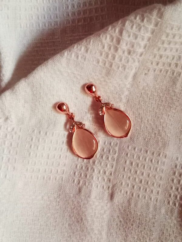 Elegant Rose Gold Teardrop Pendant & Earrings Set - Image 4