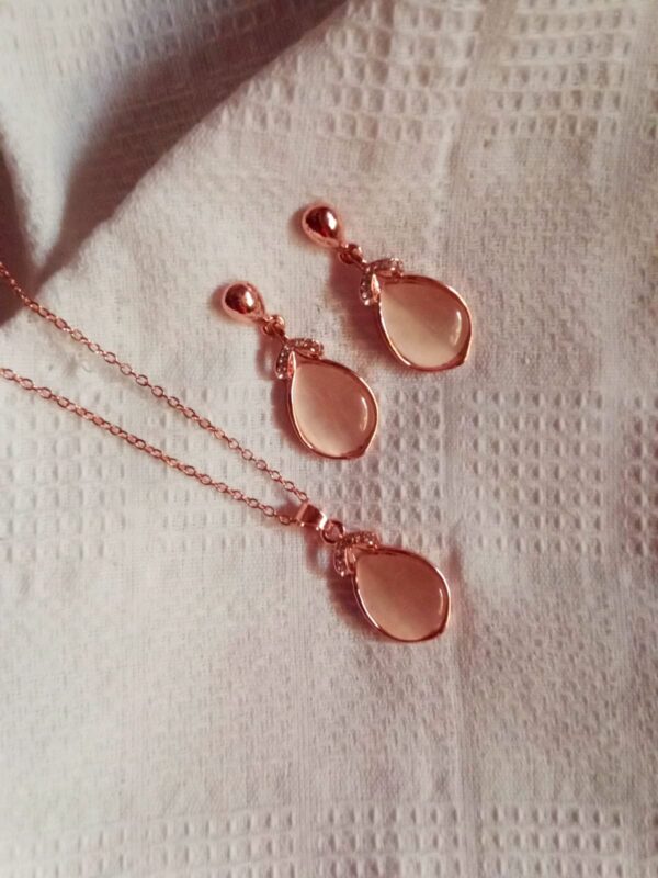 Elegant Rose Gold Teardrop Pendant & Earrings Set - Image 2