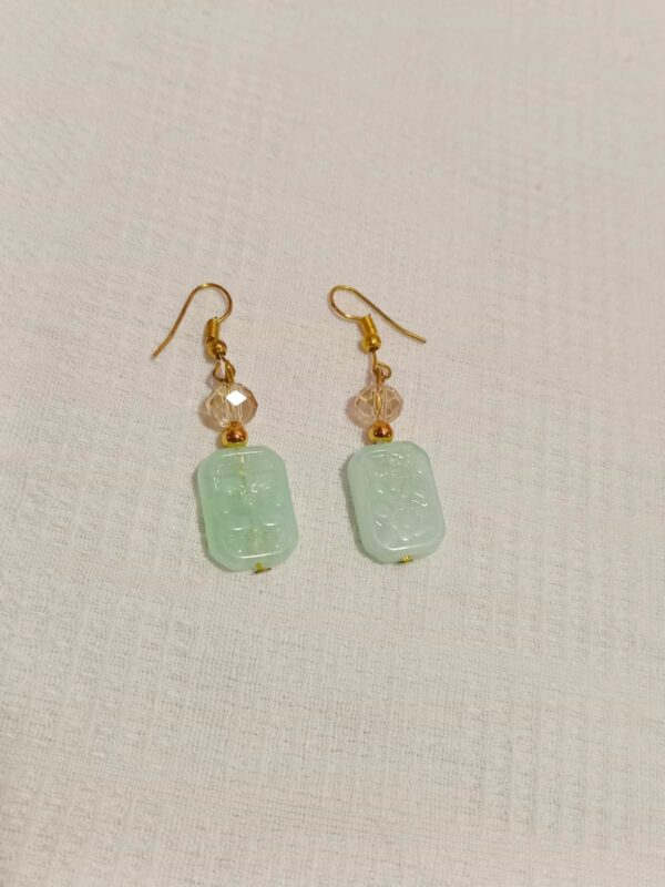 Nehyr Pastel Rectangular Bead Necklace & Earrings Set - Image 4