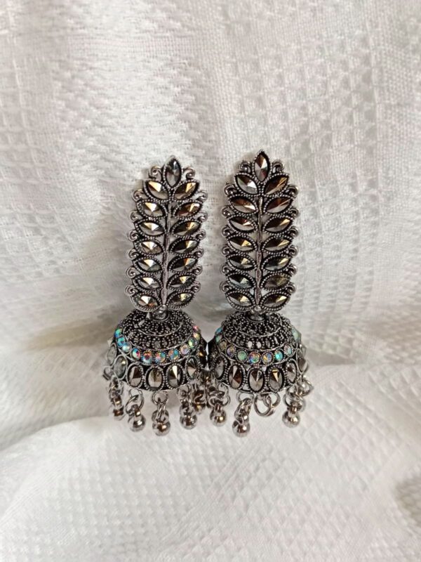 Nehyr Leaf Design Oxidized Silver Jhumka Earrings - Image 3